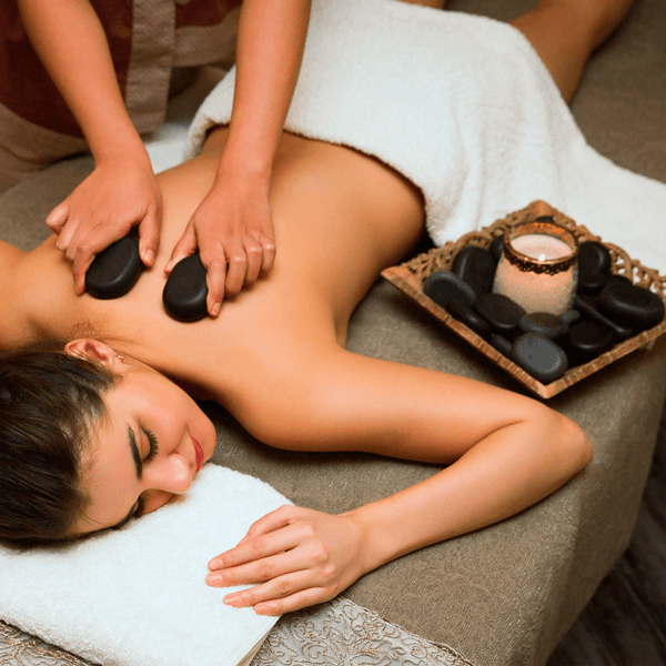 Hot stone massage (50 min)